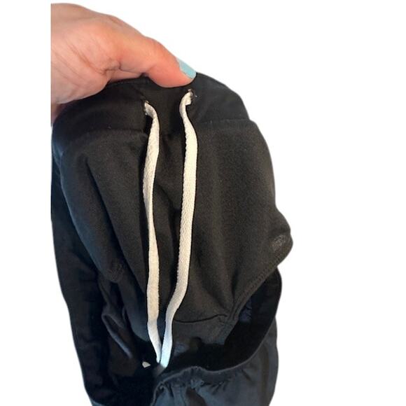 Under Armour Black White Lined Drawstring Loose Fit Athletic Shorts Women Sz S - Picture 7 of 8